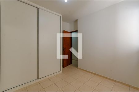 Quarto 1 de apartamento para alugar com 2 quartos, 115m² em Manacás, Belo Horizonte
