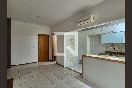 Sala de apartamento para alugar com 2 quartos, 72m² em Recreio dos Bandeirantes, Rio de Janeiro