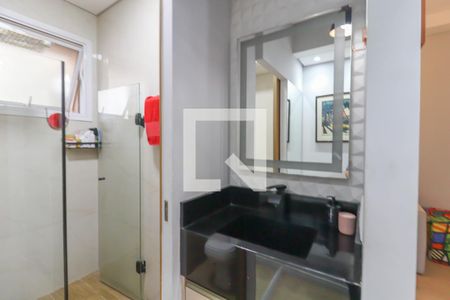 Apartamento à venda com 75m², 2 quartos e 1 vaga Apartamento à venda com 75m², 2 quartos e 1 vagaBanheiro
