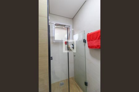 Apartamento à venda com 75m², 2 quartos e 1 vaga Apartamento à venda com 75m², 2 quartos e 1 vagaBanheiro