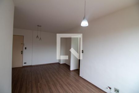 Sala de apartamento à venda com 3 quartos, 74m² em Santo Amaro, São Paulo