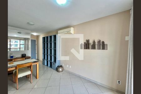 Sala de apartamento à venda com 2 quartos, 71m² em Jacarepaguá, Rio de Janeiro