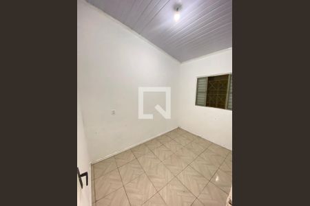 Quarto 1 de casa à venda com 2 quartos, 75m² em Guajuviras, Canoas