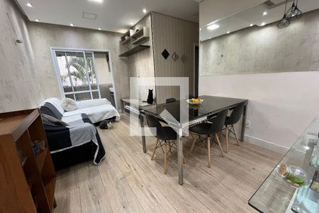 Sala de apartamento para alugar com 3 quartos, 77m² em Conjunto Residencial Irai, Suzano