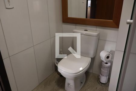 Banheiro  de apartamento à venda com 2 quartos, 74m² em Campina, São Leopoldo