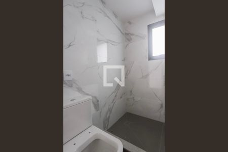 Banheiro suite de apartamento para alugar com 1 quarto, 55m² em Petrópolis, Porto Alegre