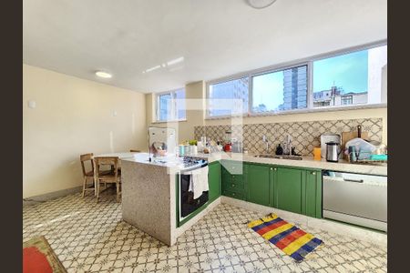 Cozinha de apartamento à venda com 4 quartos, 240m² em Cruzeiro, Belo Horizonte