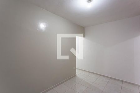 Sala de casa para alugar com 2 quartos, 80m² em Glória, Belo Horizonte