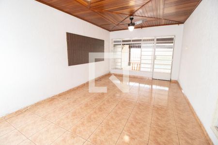 Sala de casa para alugar com 3 quartos, 231m² em Vila Aquilino, Santo André