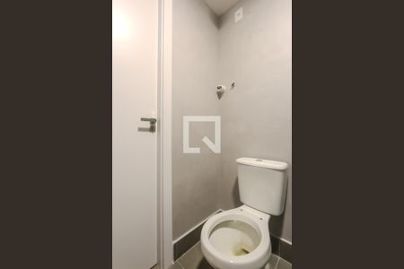 Banheiro de apartamento para alugar com 1 quarto, 27m² em Rio Branco, Porto Alegre