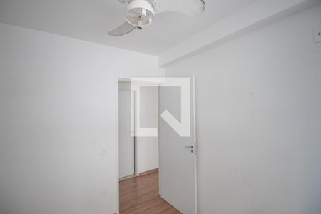 Quarto 1 de apartamento para alugar com 2 quartos, 50m² em Rio do Ouro, São Gonçalo
