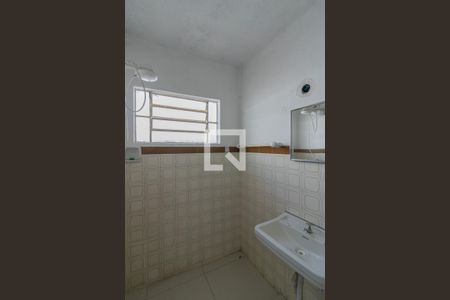 Banheiro de casa à venda com 2 quartos, 110m² em Jardim Vila Galvão, Guarulhos