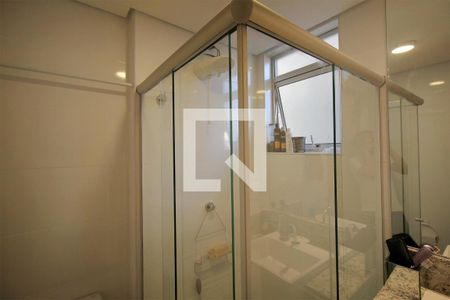 Banheiro da Suíte 1 de apartamento à venda com 2 quartos, 55m² em Serra, Belo Horizonte