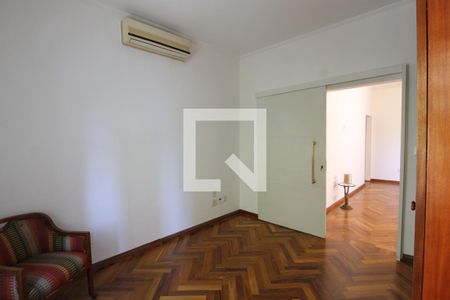 Quarto 1 de apartamento para alugar com 2 quartos, 84m² em Itaim Bibi, São Paulo