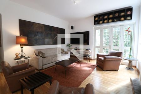 Sala de casa para alugar com 4 quartos, 340m² em Jardim Europa, São Paulo