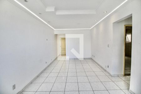 Apartamento para alugar com 130m², 3 quartos e sem vagaSala