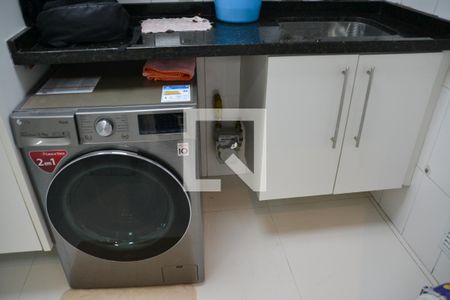 Apartamento à venda com 148m², 3 quartos e 3 vagas Apartamento à venda com 148m², 3 quartos e 3 vagasÁrea de Serviço