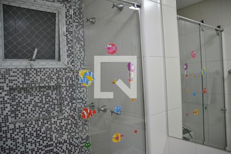 Apartamento à venda com 148m², 3 quartos e 3 vagas Apartamento à venda com 148m², 3 quartos e 3 vagasBanheiro Quarto 2