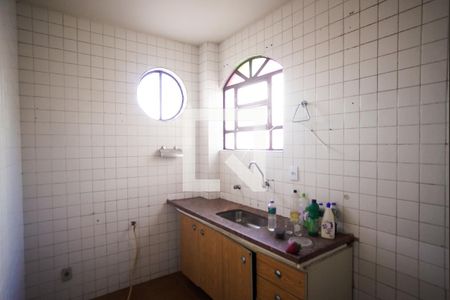 Cozinha de casa à venda com 3 quartos, 185m² em Itapoã, Belo Horizonte