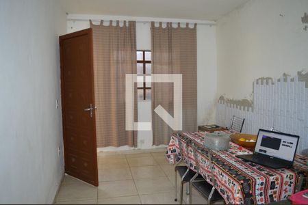 Sala de casa à venda com 2 quartos, 60m² em Nascentes Imperiais, Contagem