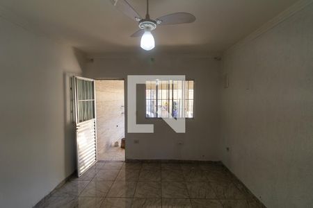 Sala 2 de casa para alugar com 2 quartos, 125m² em Vila Nova Teresa, São Paulo
