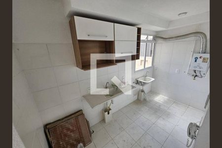 Apartamento para alugar com 2 quartos, 45m² em Comendador Soares, Nova Iguaçu