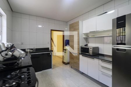 Cozinha de casa à venda com 3 quartos, 125m² em Jardim Cidália, São Paulo