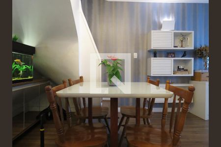 Sala de casa à venda com 4 quartos, 135m² em Vila Fiat Lux, São Paulo