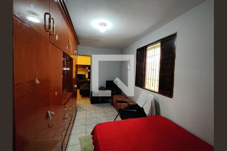 Quarto de casa para alugar com 2 quartos, 100m² em Jardim Santa Rosa, Ferraz de Vasconcelos