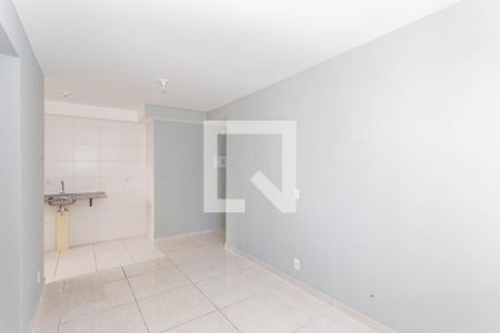 Sala de apartamento para alugar com 2 quartos, 55m² em Parque Bristol, São Paulo