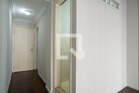 Sala/Corredor de entrada de apartamento para alugar com 2 quartos, 69m² em Bela Vista, São Paulo