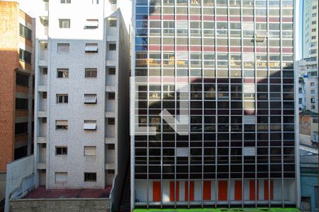 Vista da Sala de apartamento para alugar com 2 quartos, 69m² em Bela Vista, São Paulo