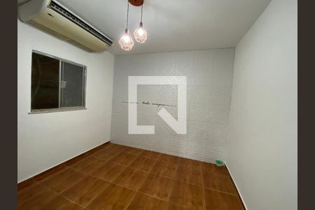Quarto 01 de casa para alugar com 2 quartos, 80m² em Cachambi, Rio de Janeiro