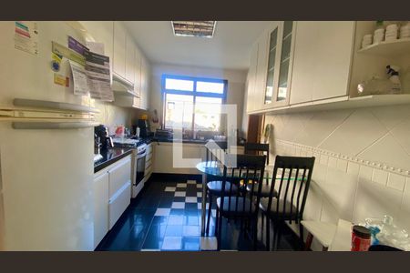 Cozinha de apartamento para alugar com 3 quartos, 212m² em Barreiro, Belo Horizonte