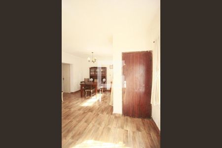 Sala de casa para alugar com 4 quartos, 140m² em Itaim Bibi, São Paulo