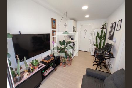 Sala /Cozinha de apartamento à venda com 1 quarto, 29m² em Parque Industrial Tomas Edson, São Paulo