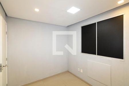 Quarto 1 de apartamento para alugar com 2 quartos, 56m² em Campo Grande, Rio de Janeiro