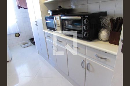 Cozinha - Armários de apartamento à venda com 2 quartos, 60m² em Chácara Agrindus, Taboão da Serra