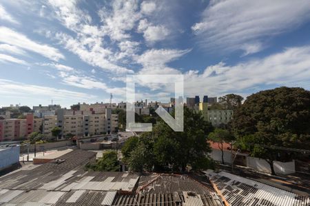 Vista Quarto 1 de apartamento à venda com 3 quartos, 56m² em Conjunto Habitacional Padre Manoel da Nobrega, São Paulo