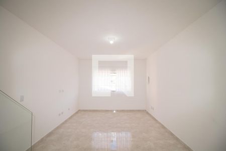 Sala de casa para alugar com 3 quartos, 130m² em Vila Nivi, São Paulo