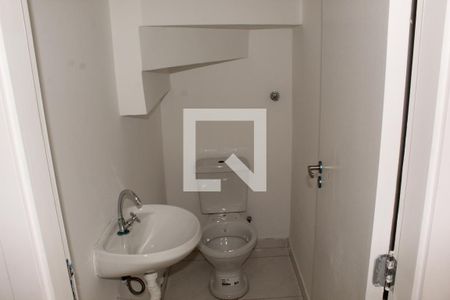 Lavabo de casa para alugar com 2 quartos, 65m² em Centreville, Cotia