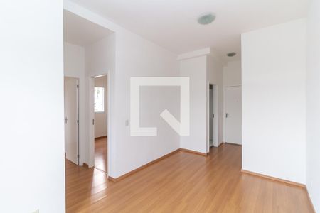 Sala de apartamento para alugar com 2 quartos, 50m² em Quinta da Paineira, São Paulo