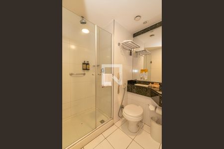 Banheiro  de apartamento à venda com 1 quarto, 26m² em Bosque, Campinas