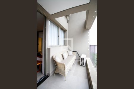 Varanda de kitnet/studio à venda com 1 quarto, 31m² em Cerqueira César, São Paulo