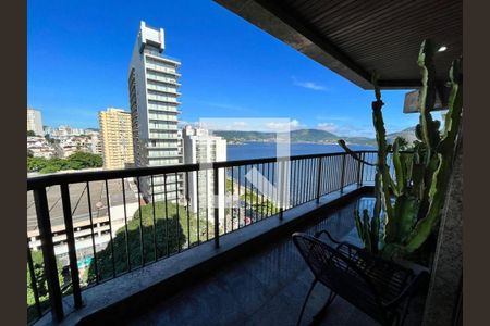 Apartamento à venda com 4 quartos, 320m² em Ingá, Niterói