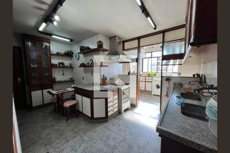 Apartamento à venda com 4 quartos, 320m² em Ingá, Niterói