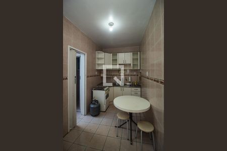 Cozinha de apartamento para alugar com 2 quartos, 87m² em Partenon, Porto Alegre