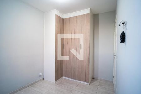 Quarto de apartamento para alugar com 2 quartos, 46m² em Jardim Mirante dos Ovnis, Votorantim