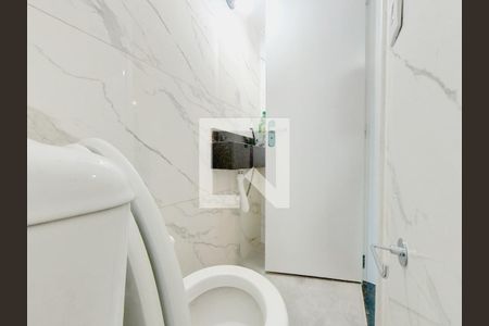 Lavabo Sala de casa para alugar com 2 quartos, 100m² em Vila Nina, São Paulo