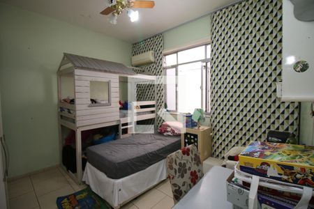 Quarto 1 de apartamento para alugar com 2 quartos, 70m² em Olaria, Rio de Janeiro